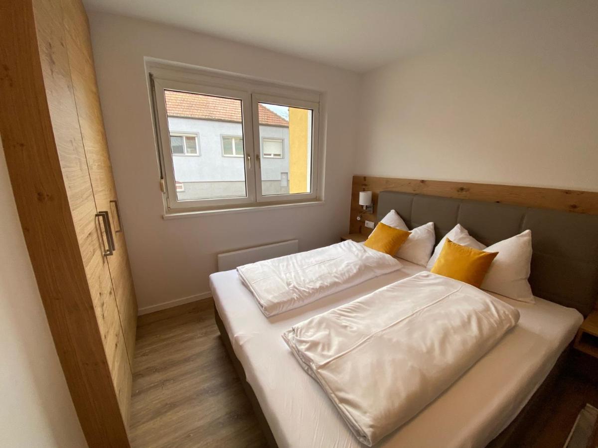 Apartments Freitag - H1 Winden am See المظهر الخارجي الصورة