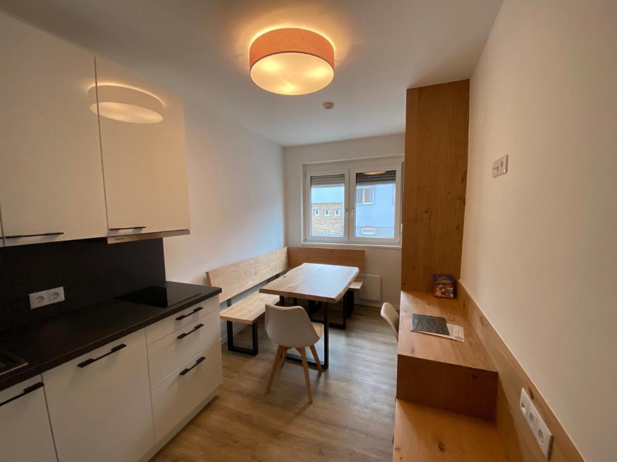Apartments Freitag - H1 Winden am See المظهر الخارجي الصورة
