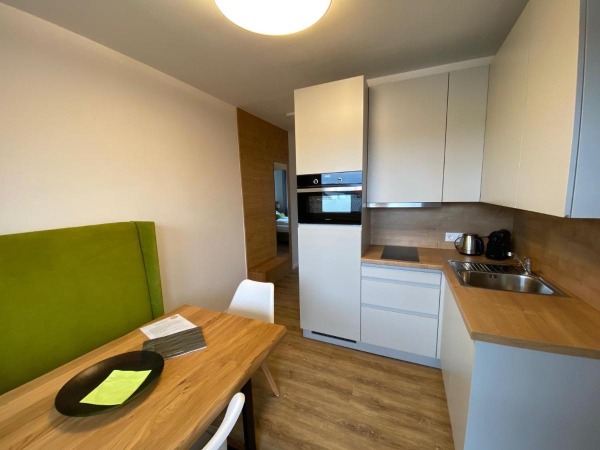 Apartments Freitag - H1 Winden am See المظهر الخارجي الصورة