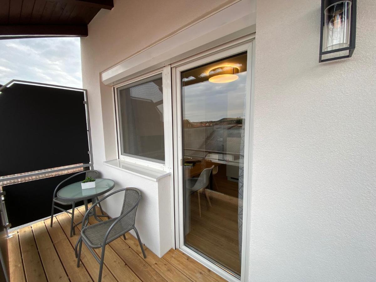 Apartments Freitag - H1 Winden am See المظهر الخارجي الصورة